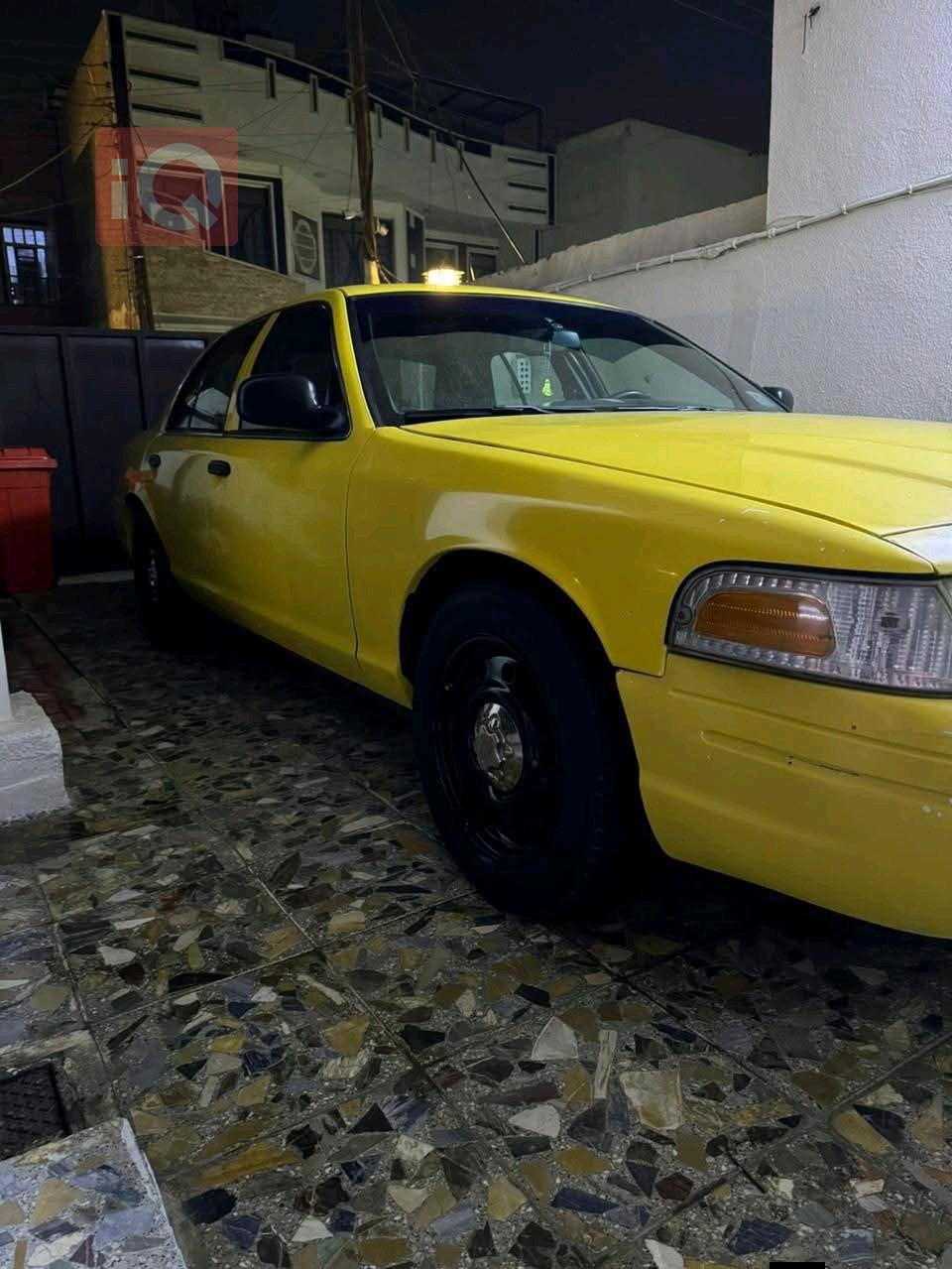 فورد كراون فيكتوريا